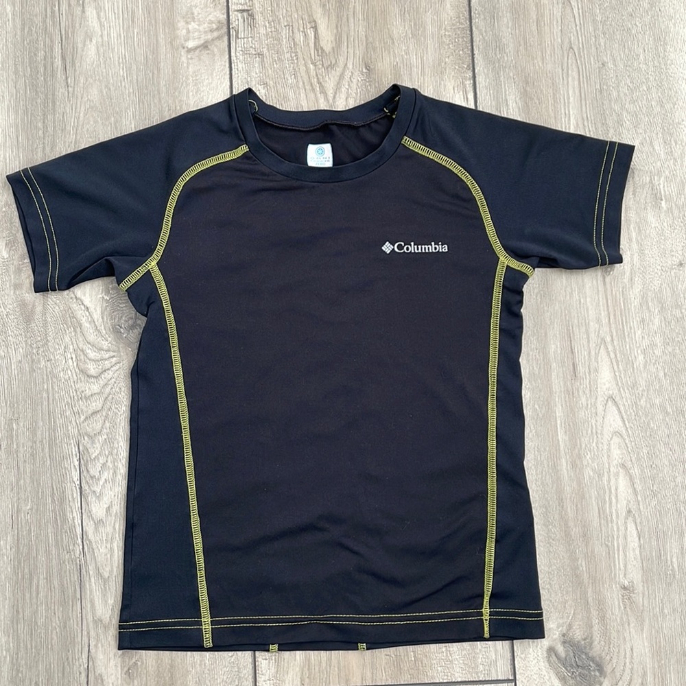 COLUMBIA BOYS T-SHIRT SIZE XS(6/7)